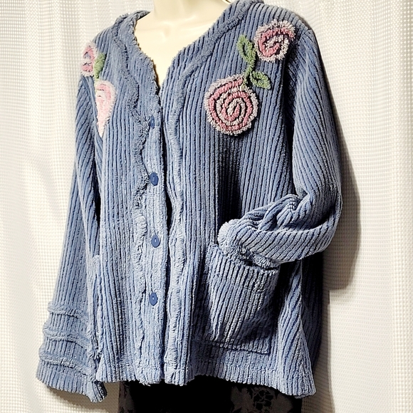 The Vermont Country Store Chenille Blossom Button-Front Bed Jacket Women's (1X) - Picture 2 of 13